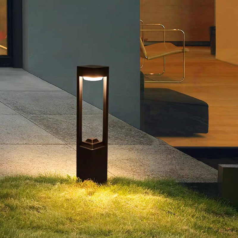 Luminous floor lamp courtyard  - Outdoor Lighting And Decor recension och pris