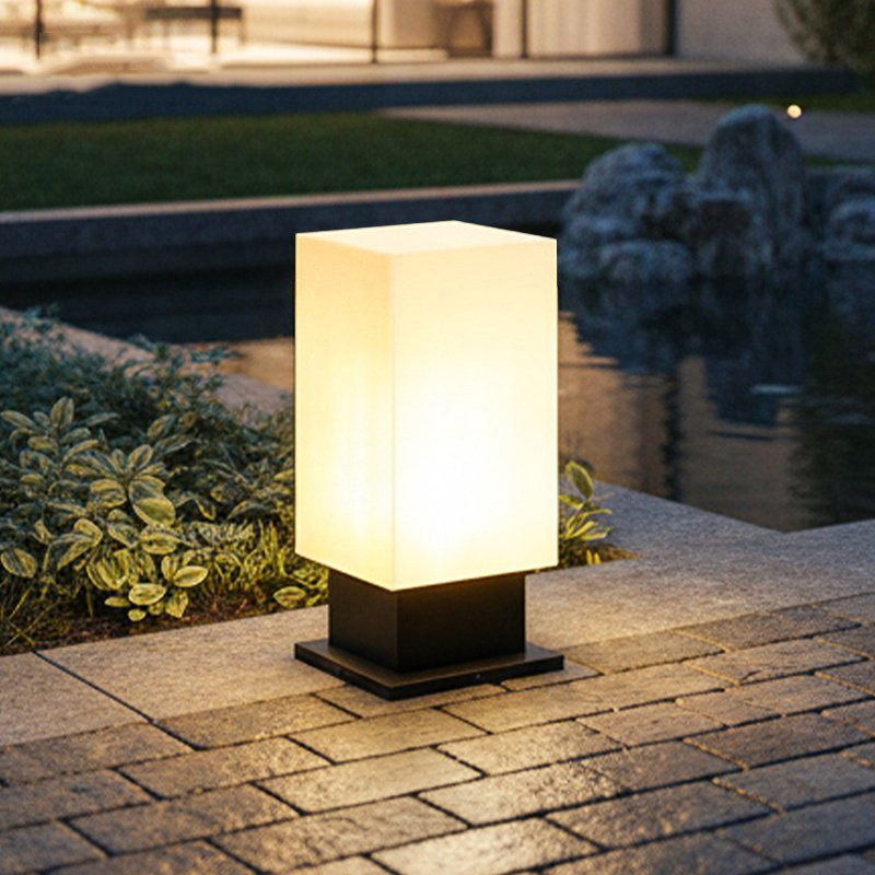 Luminous floor lamp courtyard  - Outdoor Lighting And Decor recension och pris