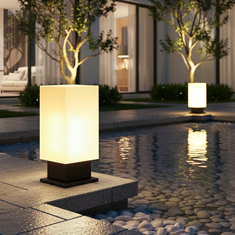 Luminous floor lamp courtyard  - Outdoor Lighting And Decor recension och pris