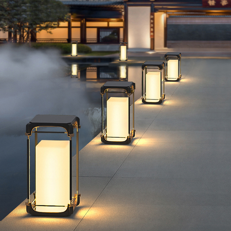 Luminous Floor Lamp Courtyard  - Outdoor Lighting And Decor recension och pris